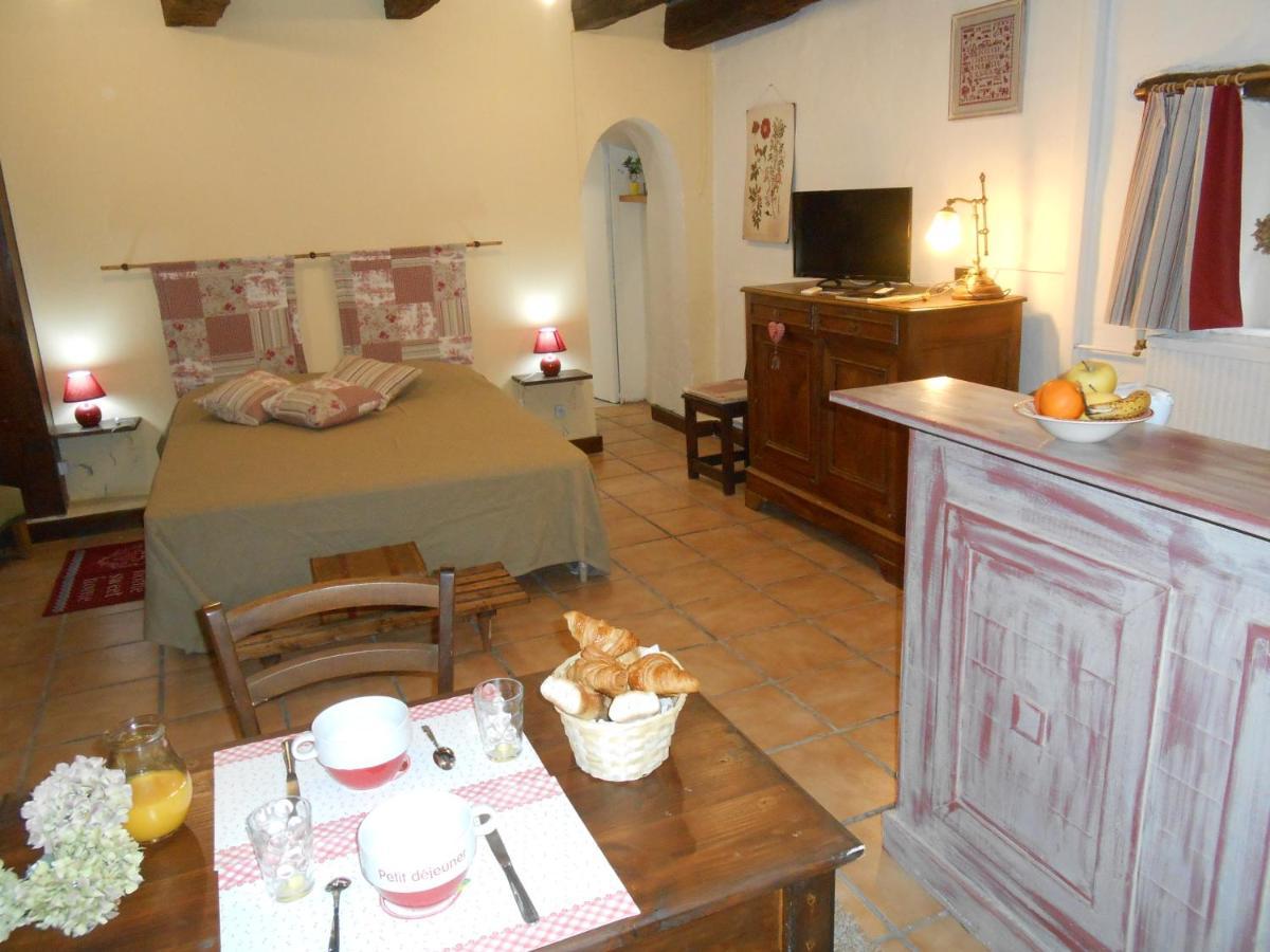 Chambre D'Hotes Le Fourniou Mellé Exteriör bild